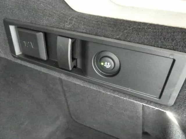BMW 318 d **HEAD-UP*AHK*RFK** 05/2023-photo-20