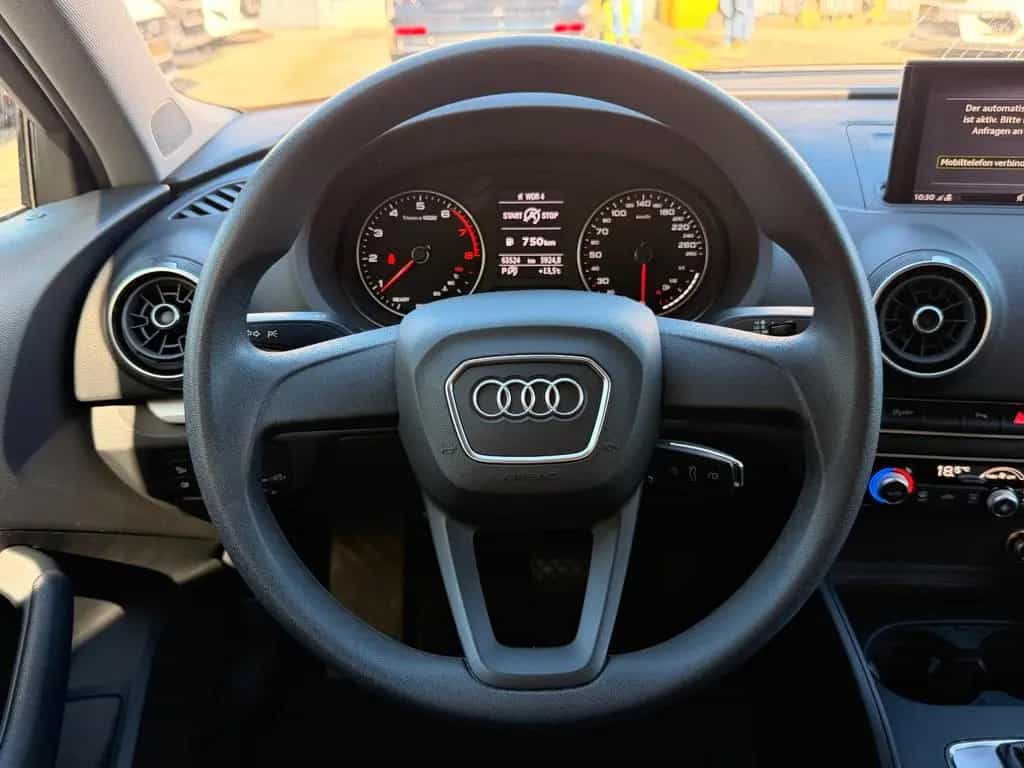 Audi A3 Sportback 35 TFSI *Xenon*SHZ*PDC*S-Tronic 10/2019-photo-19