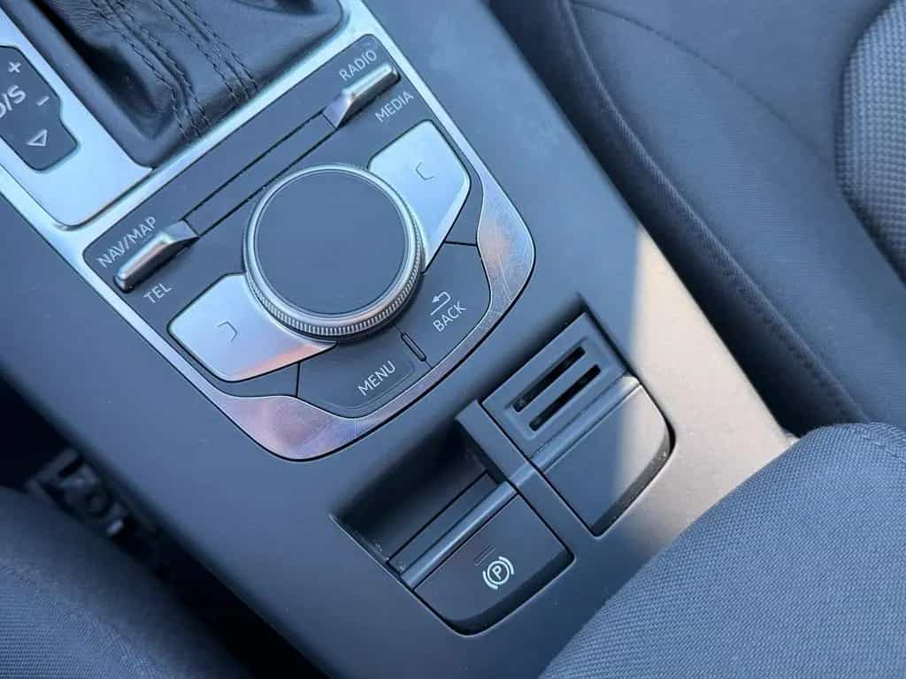 Audi A3 Sportback 35 TFSI *Xenon*SHZ*PDC*S-Tronic 10/2019-photo-25