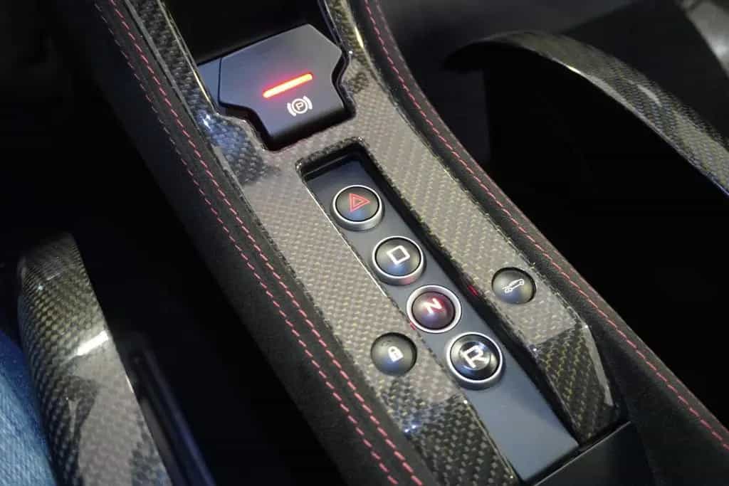 McLaren 650S Coupé Carbon/Keramik/Lift 09/2014-photo-15