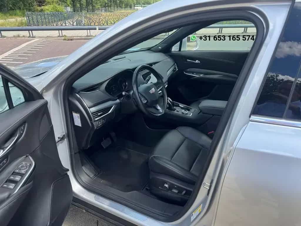 Cadillac XT4 Platinum sport 04/2021-photo-3