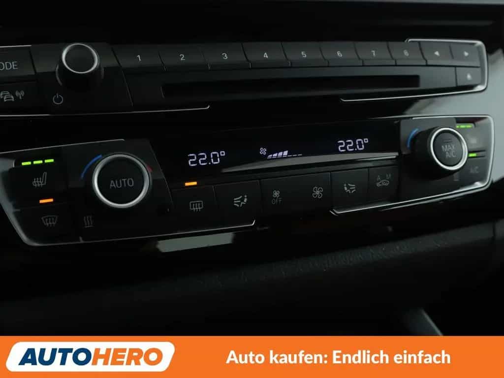 BMW M235 2er M235i Aut.*NAVI*BI-XENON*TEMPO*CAM*PDC*SHZ* 06/2016-photo-23