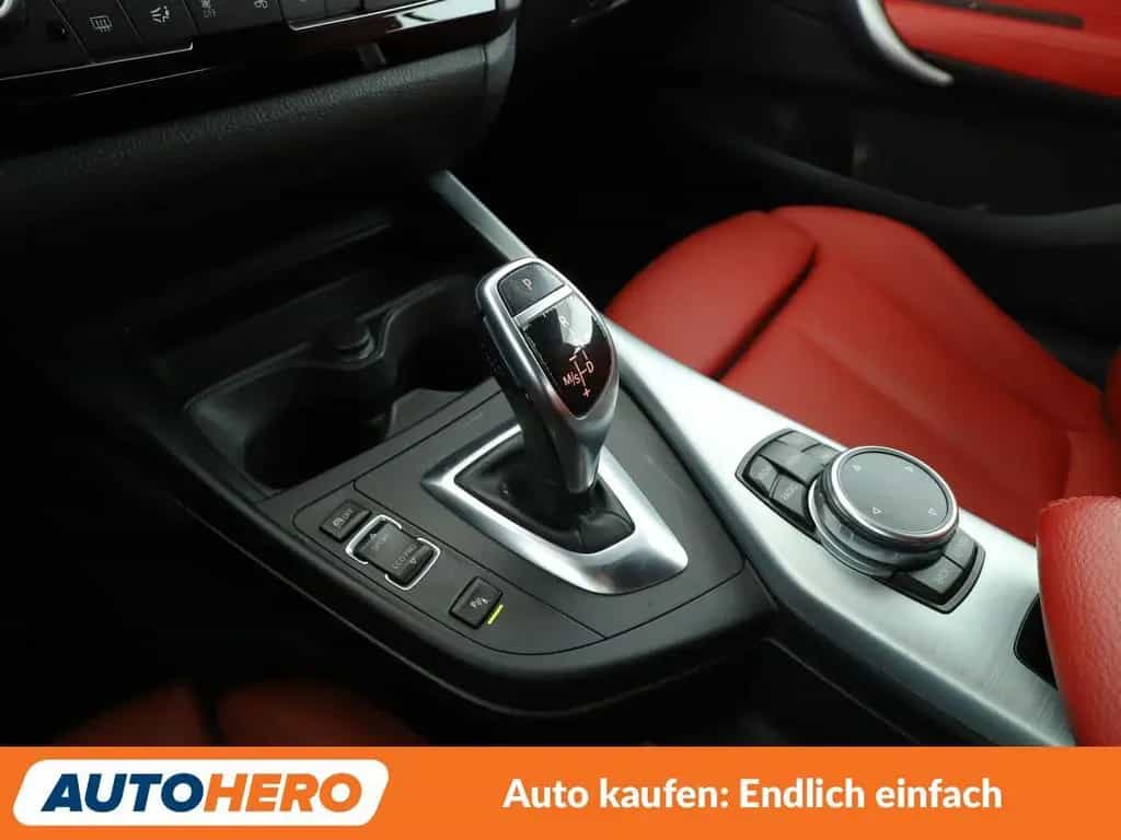 BMW M235 2er M235i Aut.*NAVI*BI-XENON*TEMPO*CAM*PDC*SHZ* 06/2016-photo-24