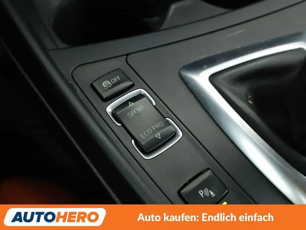BMW M235 2er M235i Aut.*NAVI*BI-XENON*TEMPO*CAM*PDC*SHZ* 06/2016-photo-25
