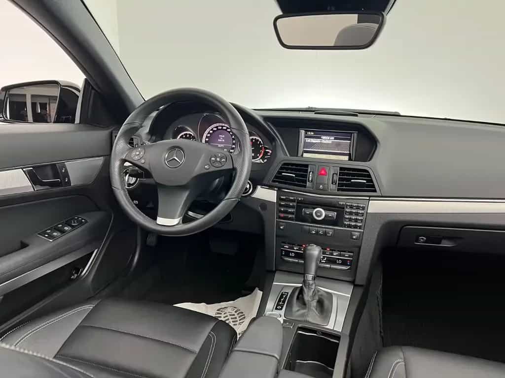 Mercedes-Benz E 200 CGI / NUR 56.tKM / GARANTIE / 2.HD / XEN / 03/2010-photo-10