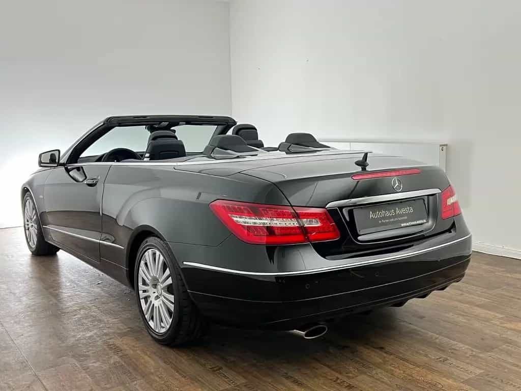 Mercedes-Benz E 200 CGI / NUR 56.tKM / GARANTIE / 2.HD / XEN / 03/2010-photo-5