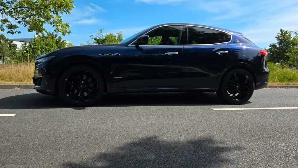 Maserati Levante GranLusso - Garantie, 4x4, Top Luxusausstattung 07/2019-photo-0