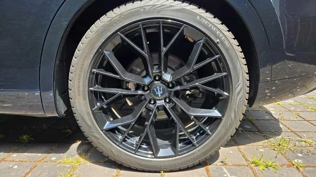 Maserati Levante GranLusso - Garantie, 4x4, Top Luxusausstattung 07/2019-photo-11