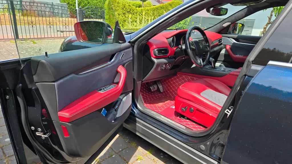 Maserati Levante GranLusso - Garantie, 4x4, Top Luxusausstattung 07/2019-photo-13