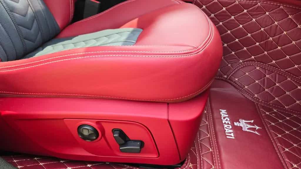 Maserati Levante GranLusso - Garantie, 4x4, Top Luxusausstattung 07/2019-photo-14