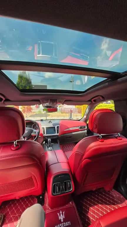 Maserati Levante GranLusso - Garantie, 4x4, Top Luxusausstattung 07/2019-photo-16