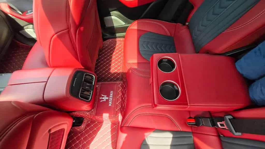 Maserati Levante GranLusso - Garantie, 4x4, Top Luxusausstattung 07/2019-photo-19