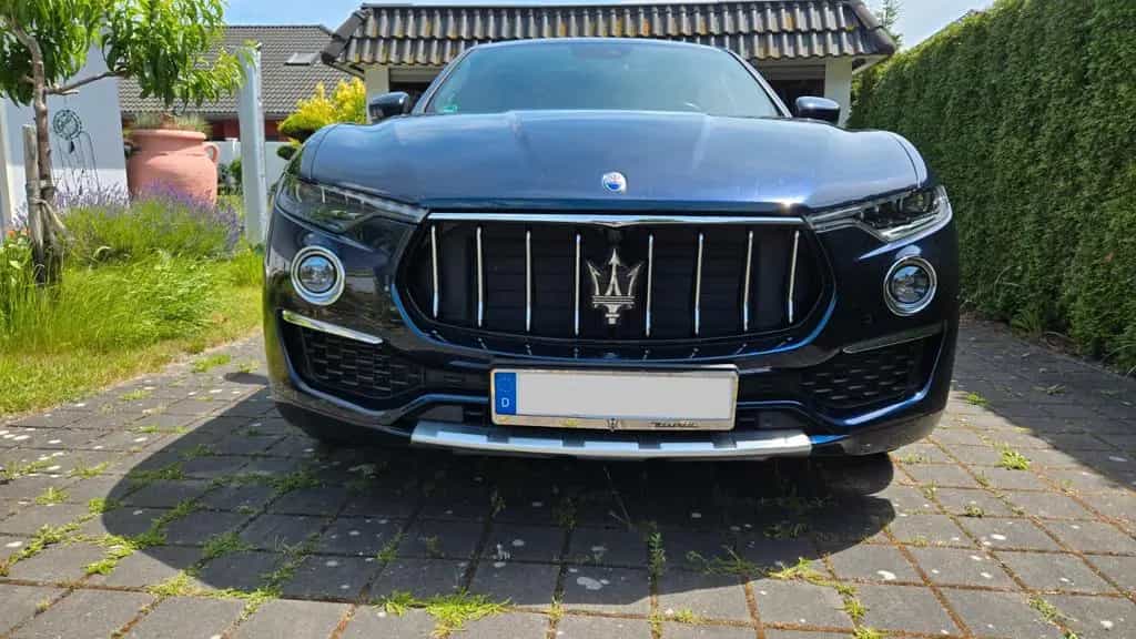 Maserati Levante GranLusso - Garantie, 4x4, Top Luxusausstattung 07/2019-photo-3