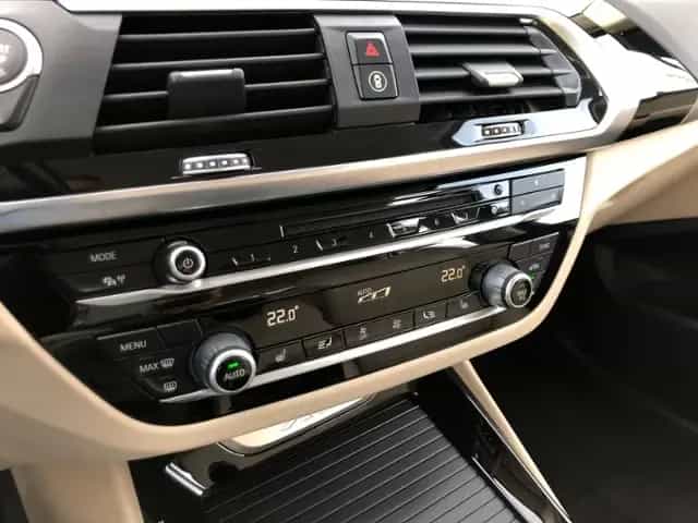 BMW X3 xDrive 30d xLine LED Nav AHK 07/2018-photo-14
