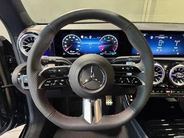 Mercedes-Benz CLA 180 Shooting Brake CLA 180 SB AMG Night Edition Pano/StdHG/Dist/Tot 07/2025-photo-4
