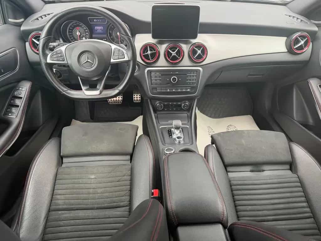 Mercedes-Benz GLA 45 AMG 4Matic 10/2016-photo-11