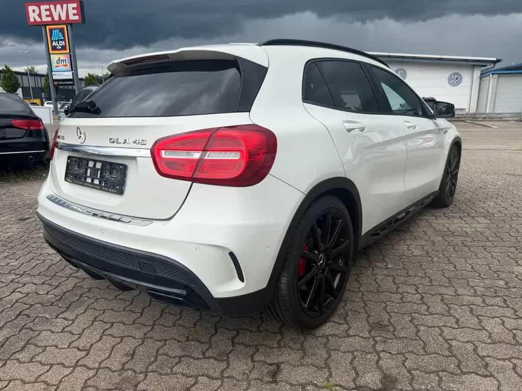 Mercedes-Benz GLA 45 AMG 4Matic 10/2016-photo-8