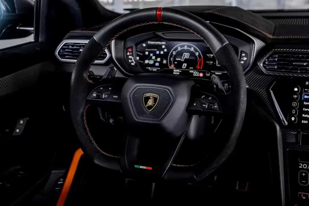 Lamborghini Urus PERFORMANTE |ADAS+|B&O|CARBON|AKRAPOVIC|PPF 05/2024-photo-32