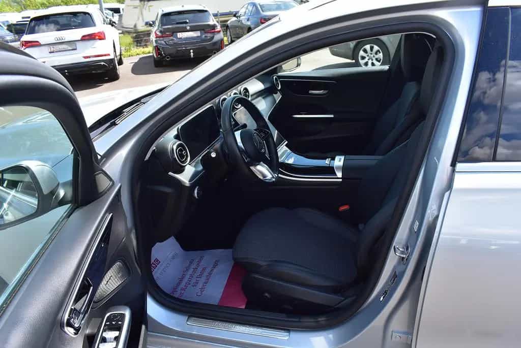 Mercedes-Benz C 220 d T Avantgarde LED+Teilleder+Kamera+Navi 12/2023-photo-6