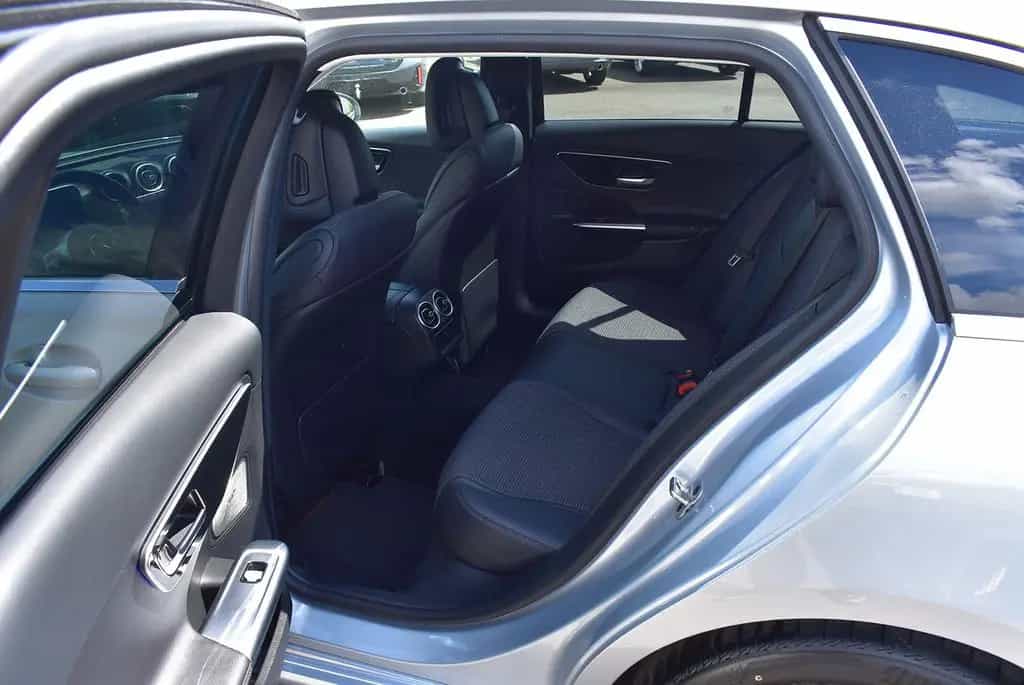 Mercedes-Benz C 220 d T Avantgarde LED+Teilleder+Kamera+Navi 12/2023-photo-7