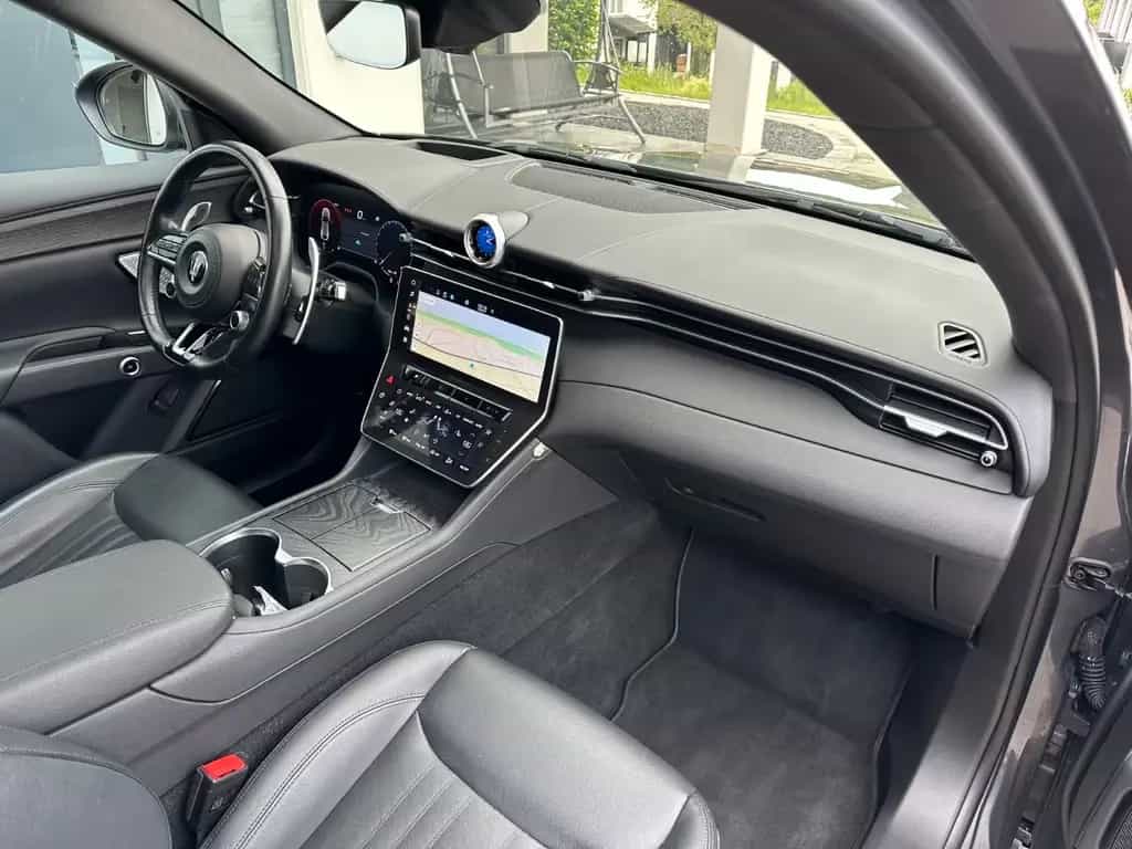 Maserati Grecale 2.0 MHEV GT Auto 4WD*PANO*LED*F1*KAM*HUD 02/2023-photo-20