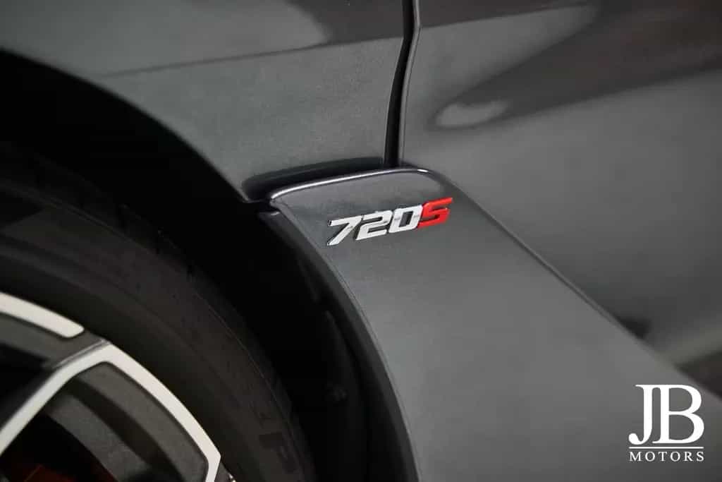 McLaren 720S Spider Full Carbon MSO Electrochromic Roof 06/2020-photo-12