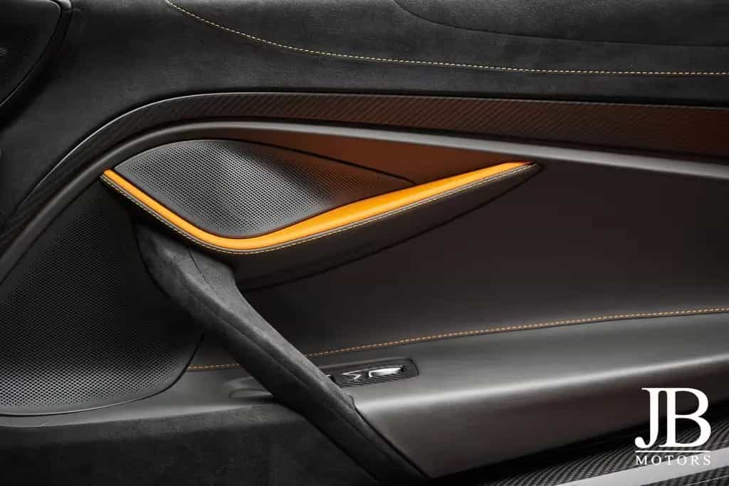 McLaren 720S Spider Full Carbon MSO Electrochromic Roof 06/2020-photo-37
