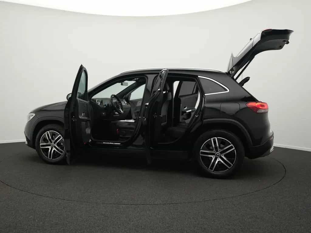 Mercedes-Benz GLA 200 d Progressive Line 09/2021-photo-13