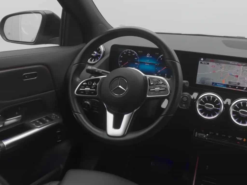 Mercedes-Benz GLA 200 d Progressive Line 09/2021-photo-16