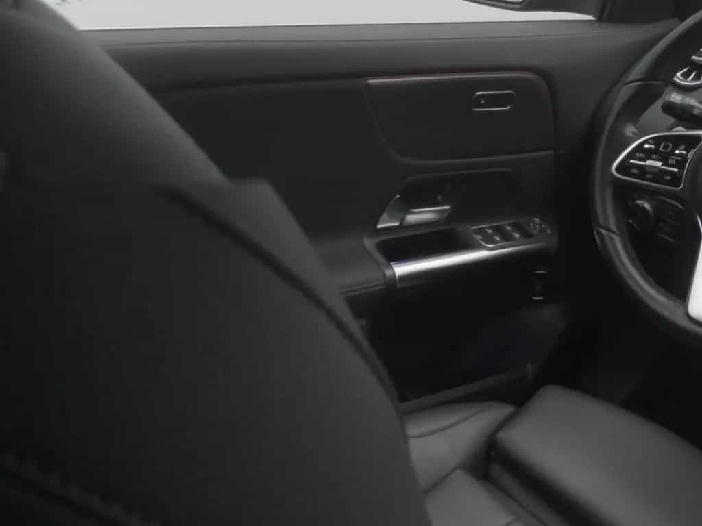 Mercedes-Benz GLA 200 d Progressive Line 09/2021-photo-20