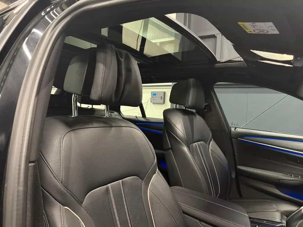 BMW 540 d Touring xDrive M-Sport*20Zoll*PANORAMA*HUD* 01/2022-photo-1