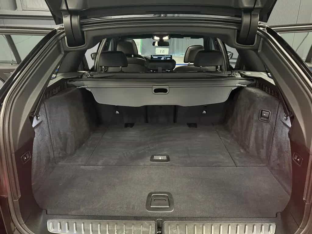 BMW 540 d Touring xDrive M-Sport*20Zoll*PANORAMA*HUD* 01/2022-photo-29
