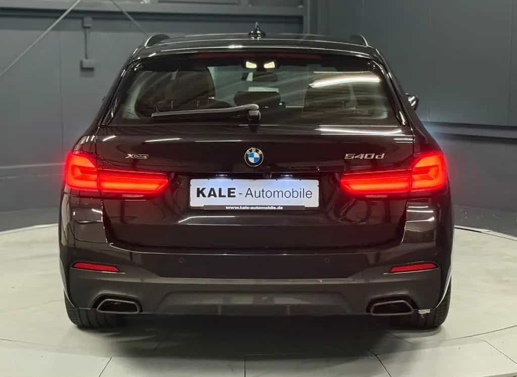 BMW 540 d Touring xDrive M-Sport*20Zoll*PANORAMA*HUD* 01/2022-photo-5