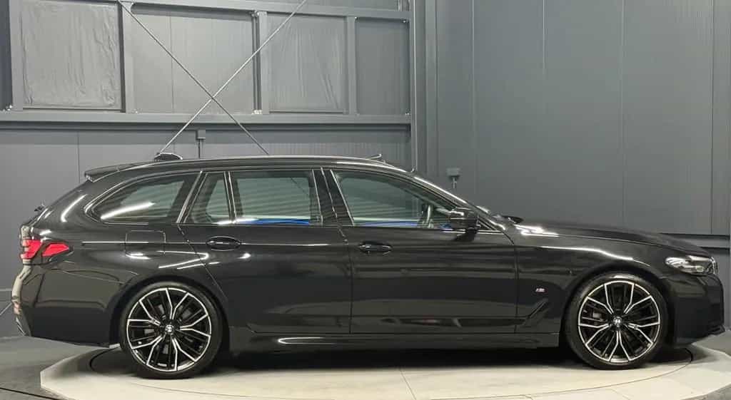 BMW 540 d Touring xDrive M-Sport*20Zoll*PANORAMA*HUD* 01/2022-photo-8