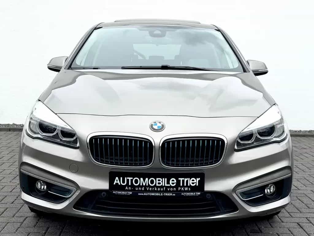 BMW 225 Active Tourer 225 xe Luxury Line /LED/PANO/HUD/ 05/2017-photo-1