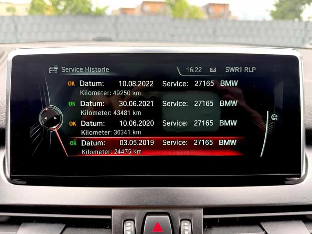 BMW 225 Active Tourer 225 xe Luxury Line /LED/PANO/HUD/ 05/2017-photo-14