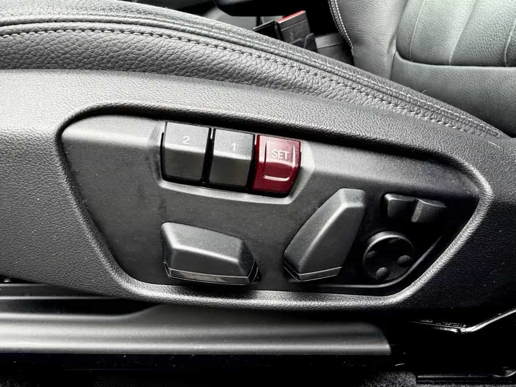 BMW 225 Active Tourer 225 xe Luxury Line /LED/PANO/HUD/ 05/2017-photo-24