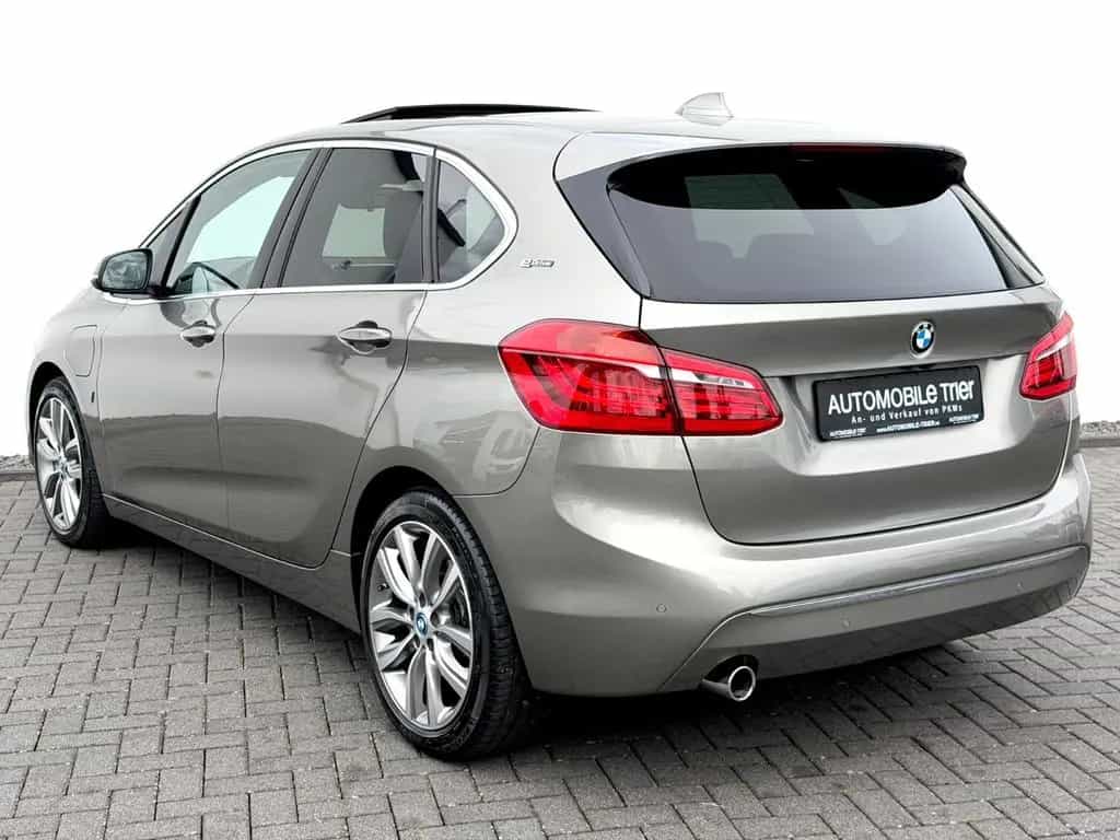 BMW 225 Active Tourer 225 xe Luxury Line /LED/PANO/HUD/ 05/2017-photo-6