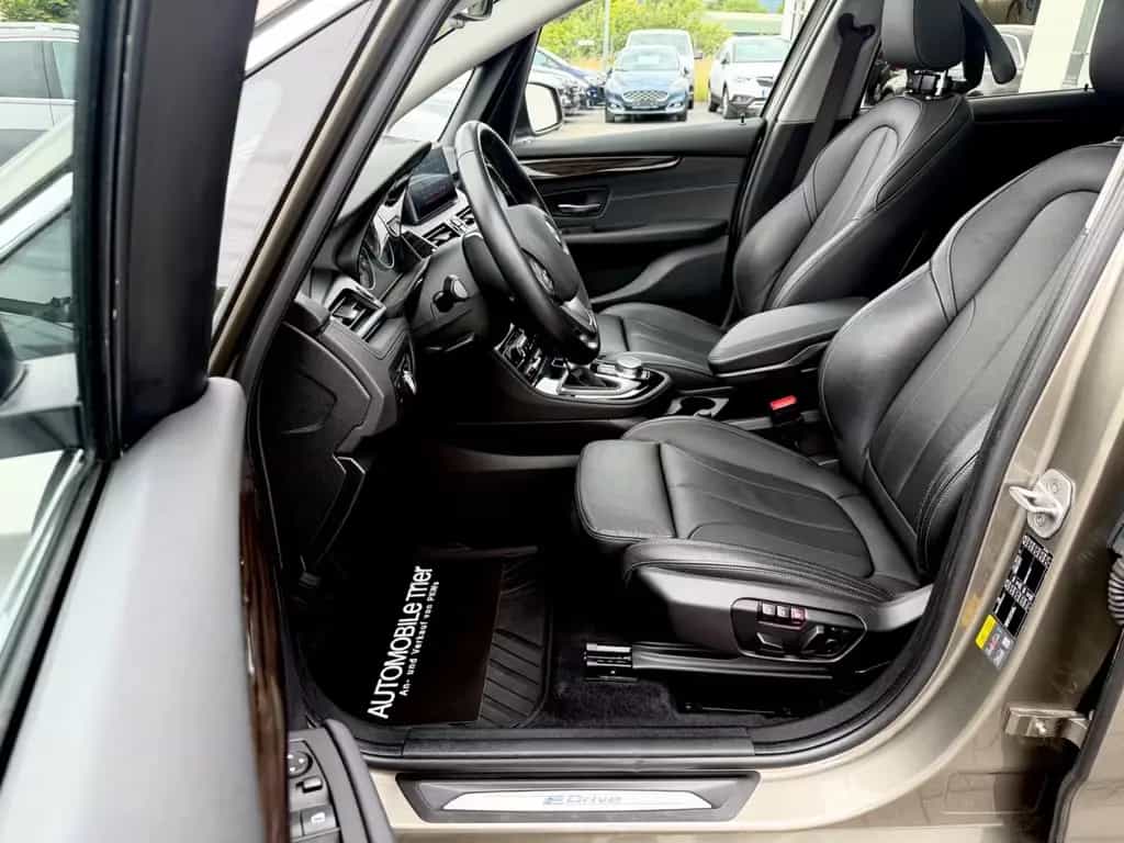 BMW 225 Active Tourer 225 xe Luxury Line /LED/PANO/HUD/ 05/2017-photo-8