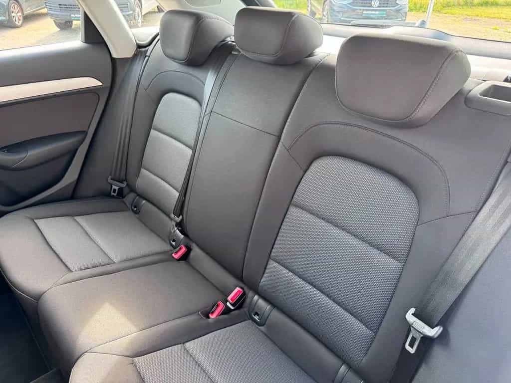Audi Q3 AHK, BI-Xenon, Kilma, Navi 06/2018-photo-13