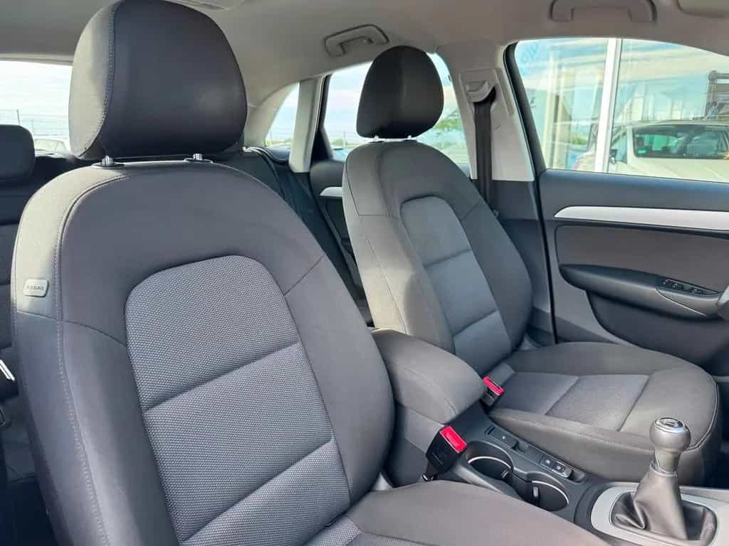Audi Q3 AHK, BI-Xenon, Kilma, Navi 06/2018-photo-9