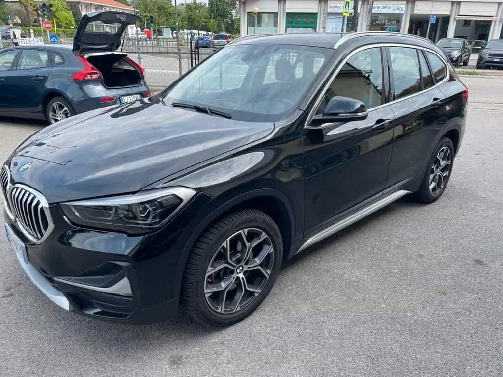 BMW X1 Bmw X1 sDrive20d Sport 05/2020-photo-0