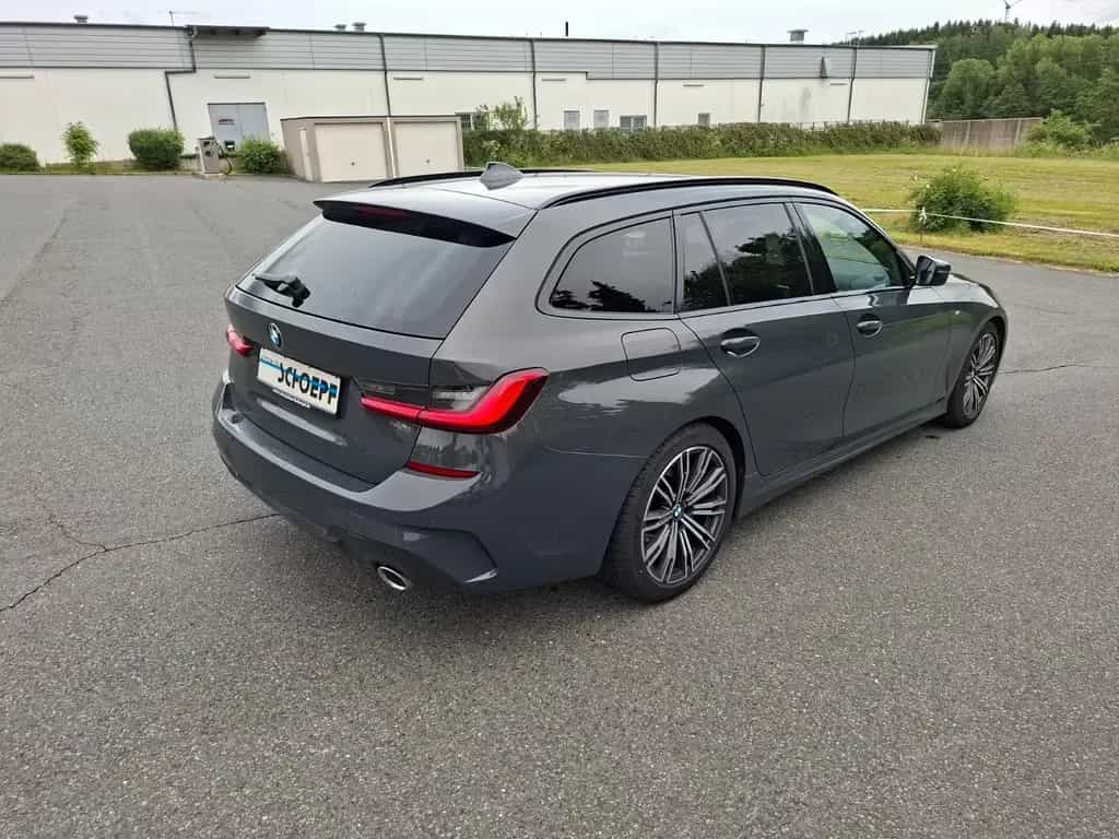 BMW 320 d Touring M Sport Navi/LED/18" 11/2019-photo-2