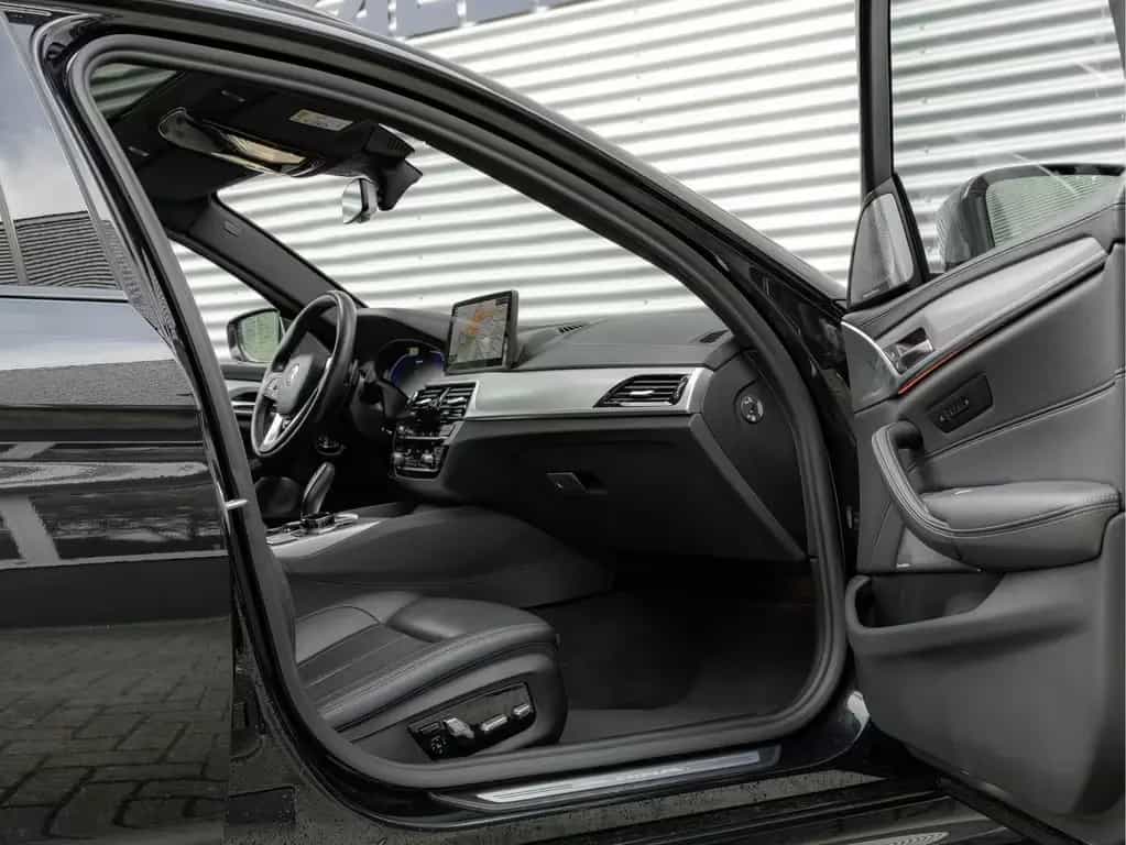 ALPINA B5 Touring - Pano - Bowers & Wilkins - Sperre - 05/2022-photo-25