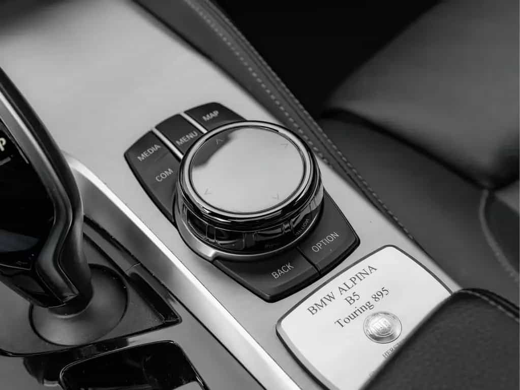 ALPINA B5 Touring - Pano - Bowers & Wilkins - Sperre - 05/2022-photo-45