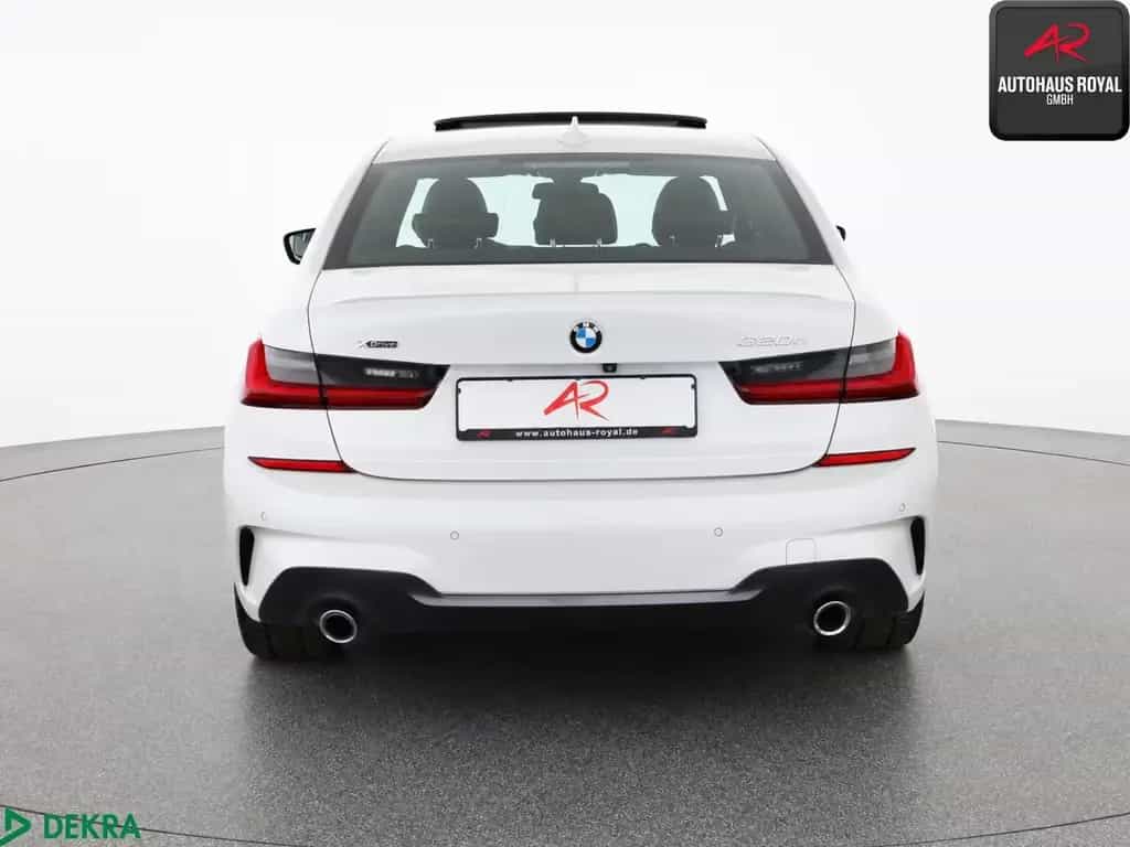 BMW 320 d xDrive M SPORT LASER,SCHIEBEDACH,TOTWINKEL 10/2021-photo-3