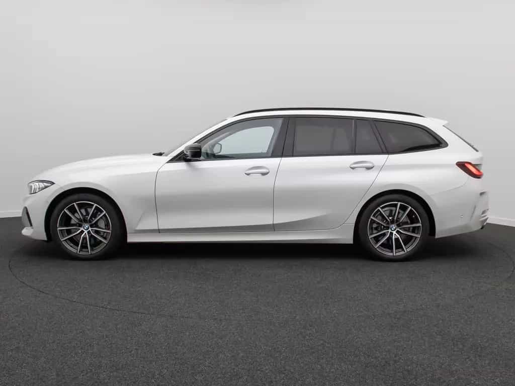BMW 330 i Komfort HUD Kamera H/K Leder Sport 18Zoll 03/2023-photo-10