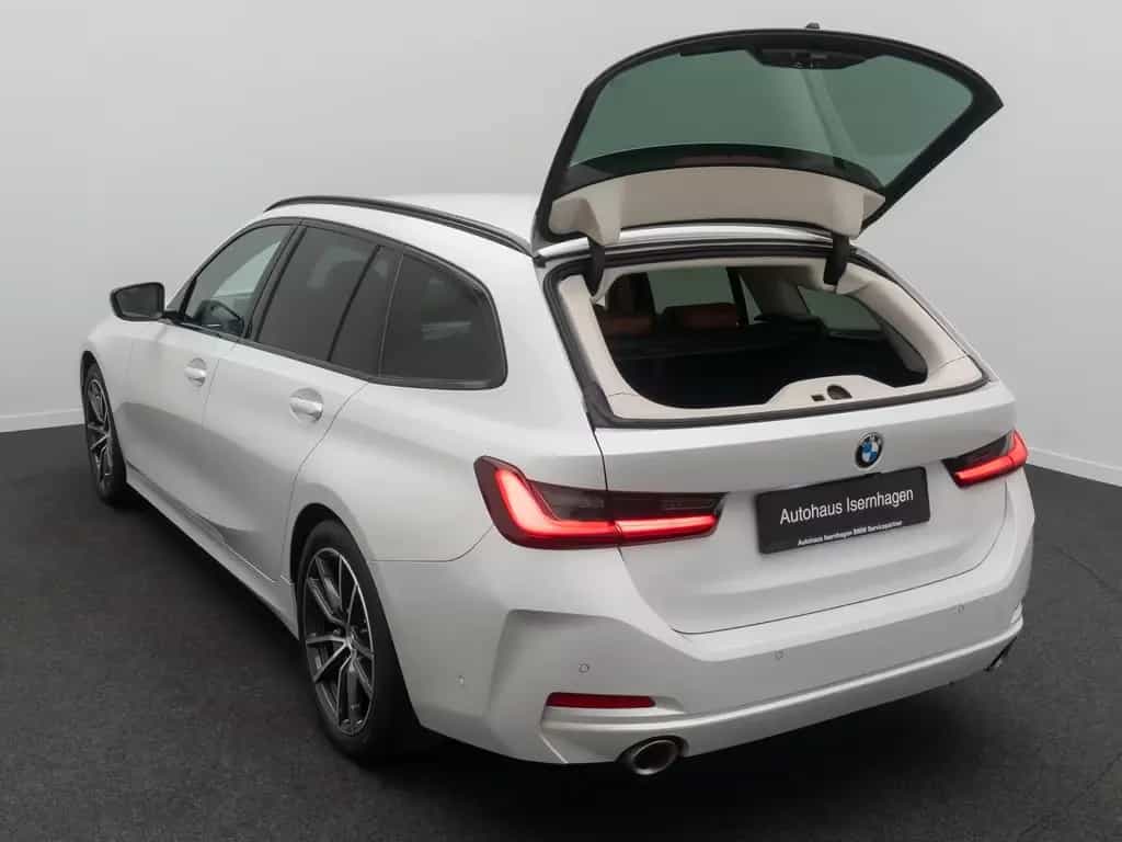 BMW 330 i Komfort HUD Kamera H/K Leder Sport 18Zoll 03/2023-photo-12