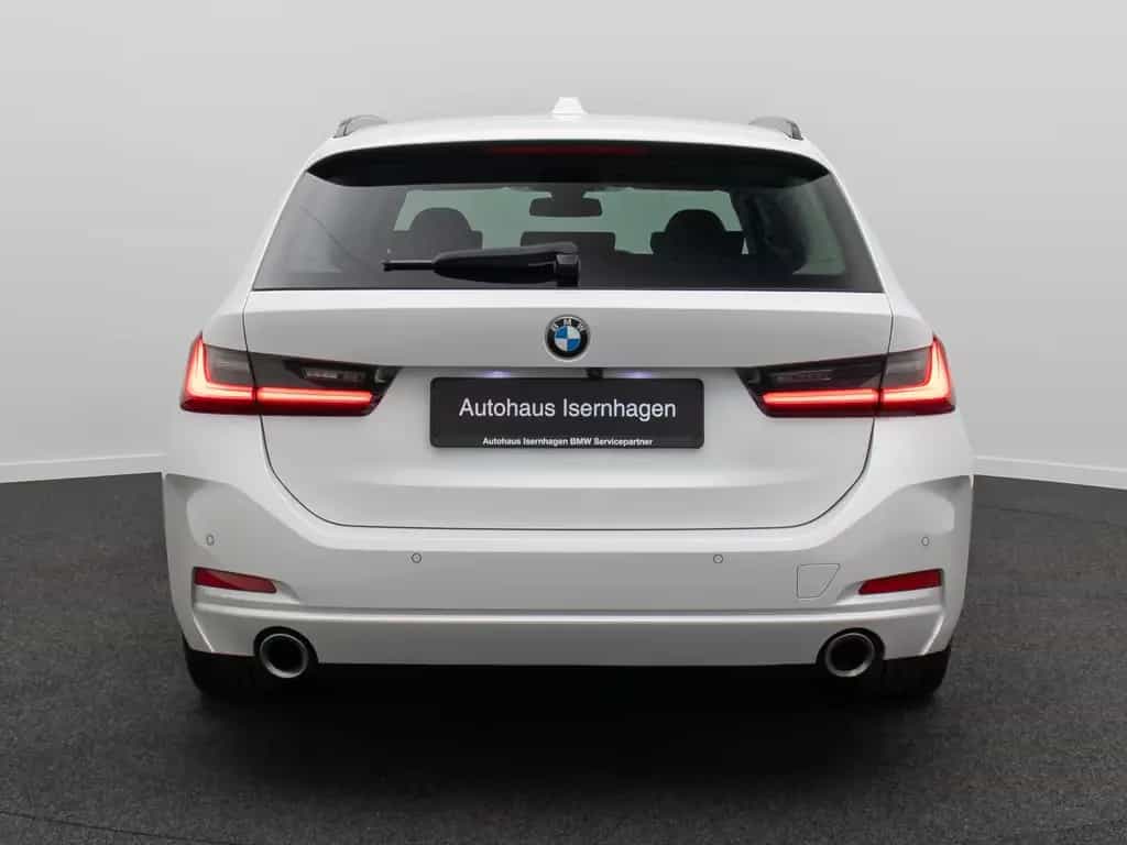 BMW 330 i Komfort HUD Kamera H/K Leder Sport 18Zoll 03/2023-photo-7