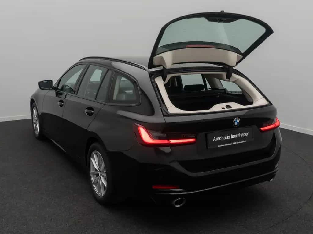 BMW 320 d GeschwindigReg AHK Widscreen Sport DAB 03/2023-photo-12